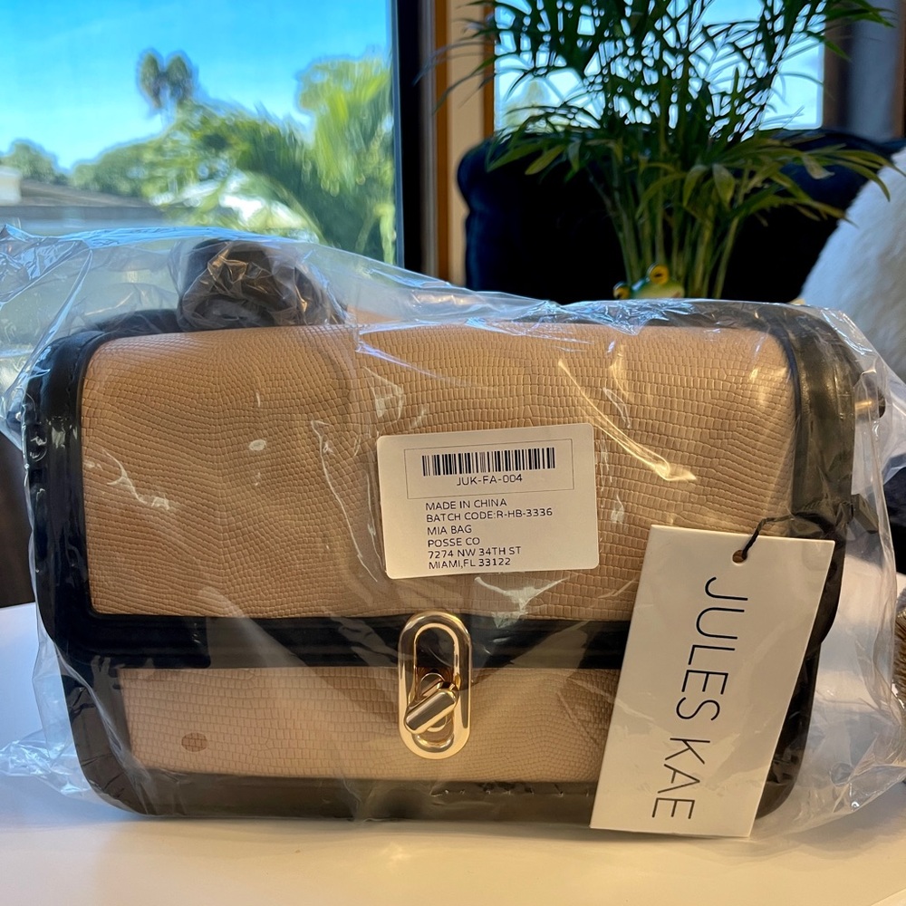 JULES KAE Anthropologie Crossbody Black and Tan Bag (MIA) - Picture 15 of 16